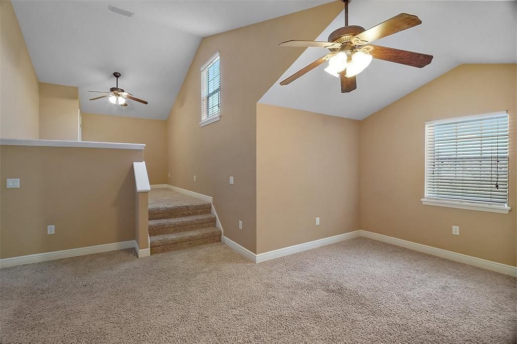 合同活跃: $599,000 (4 贝兹, 3 浴室, 2774 平方英尺)