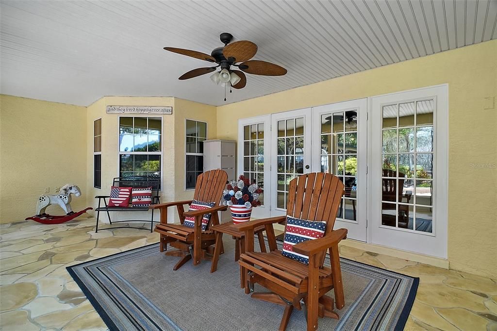 合同活跃: $599,000 (4 贝兹, 3 浴室, 2774 平方英尺)