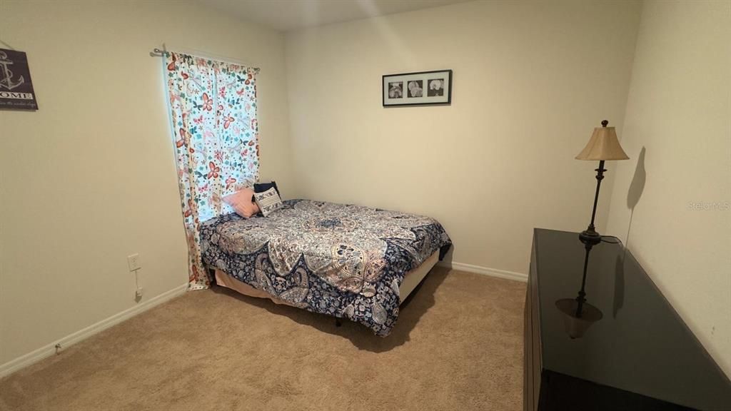 For Sale: $335,900 (5 beds, 3 baths, 2528 Square Feet)