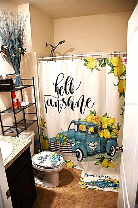 For Sale: $335,900 (5 beds, 3 baths, 2528 Square Feet)