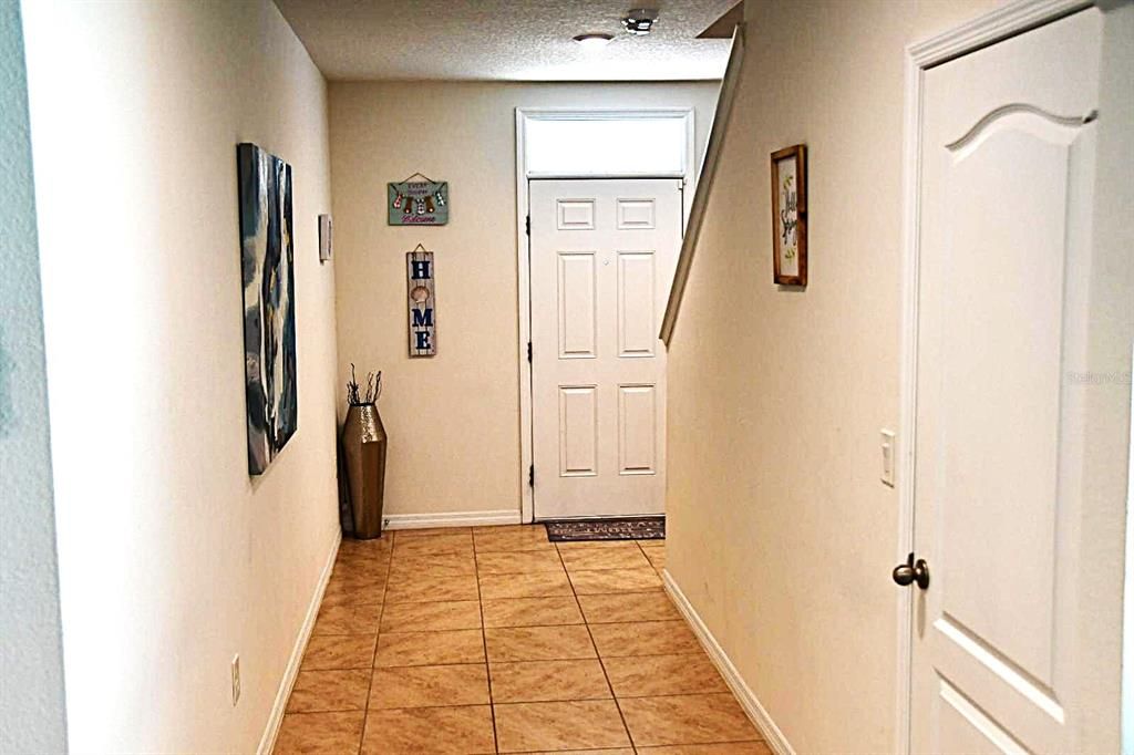 For Sale: $335,900 (5 beds, 3 baths, 2528 Square Feet)