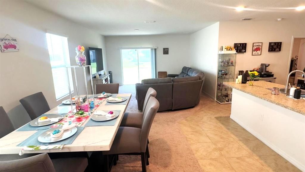 For Sale: $335,900 (5 beds, 3 baths, 2528 Square Feet)