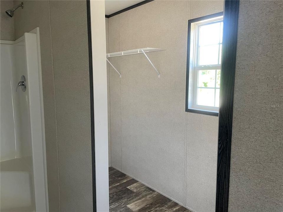 Под контрактом: $175,000 (3 спален, 2 ванн, 1608 Квадратных фут)