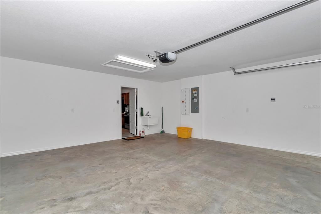 На продажу: $309,000 (2 спален, 2 ванн, 1203 Квадратных фут)