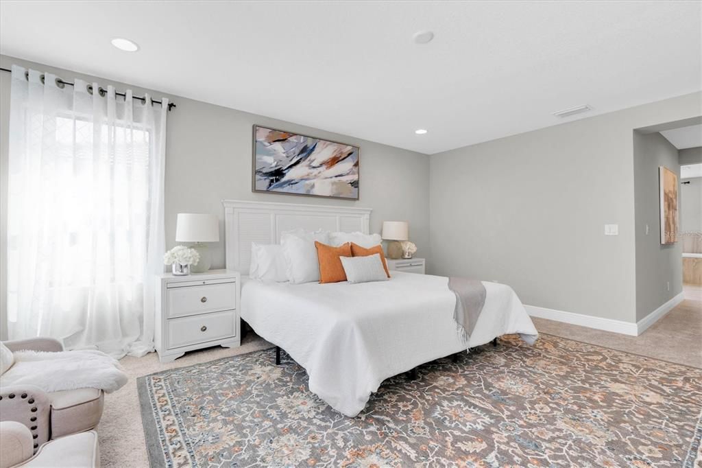 For Sale: $1,050,000 (5 beds, 4 baths, 3545 Square Feet)