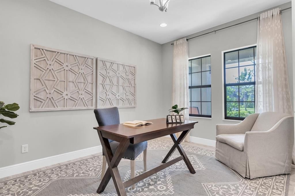 For Sale: $1,050,000 (5 beds, 4 baths, 3545 Square Feet)