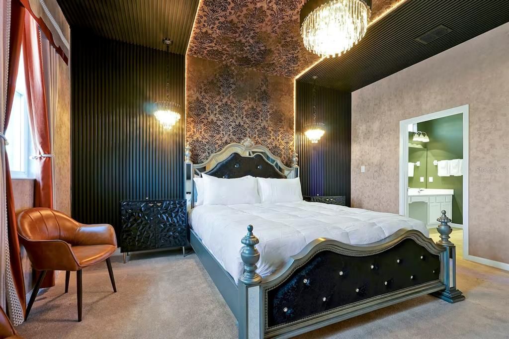 待售: $1,398,000 (12 贝兹, 11 浴室, 4954 平方英尺)