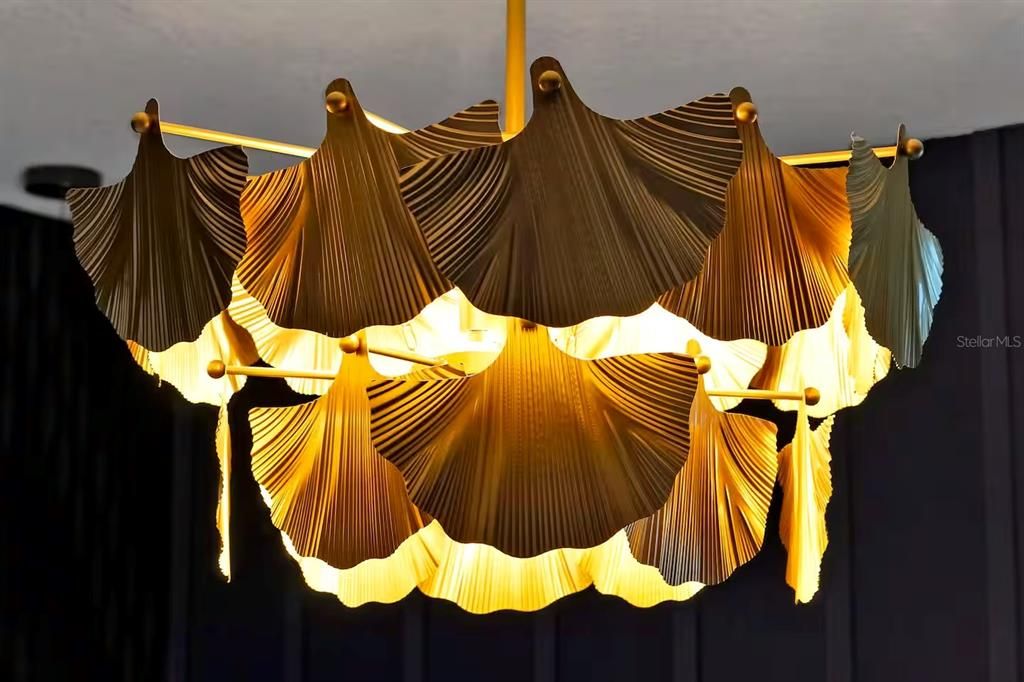 待售: $1,398,000 (12 贝兹, 11 浴室, 4954 平方英尺)