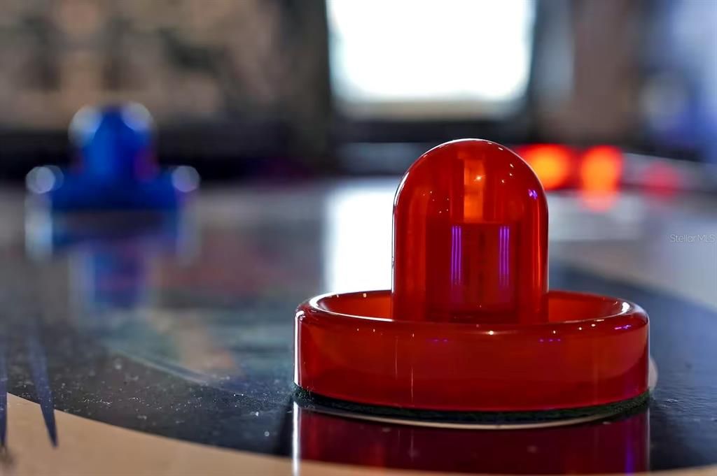 待售: $1,398,000 (12 贝兹, 11 浴室, 4954 平方英尺)