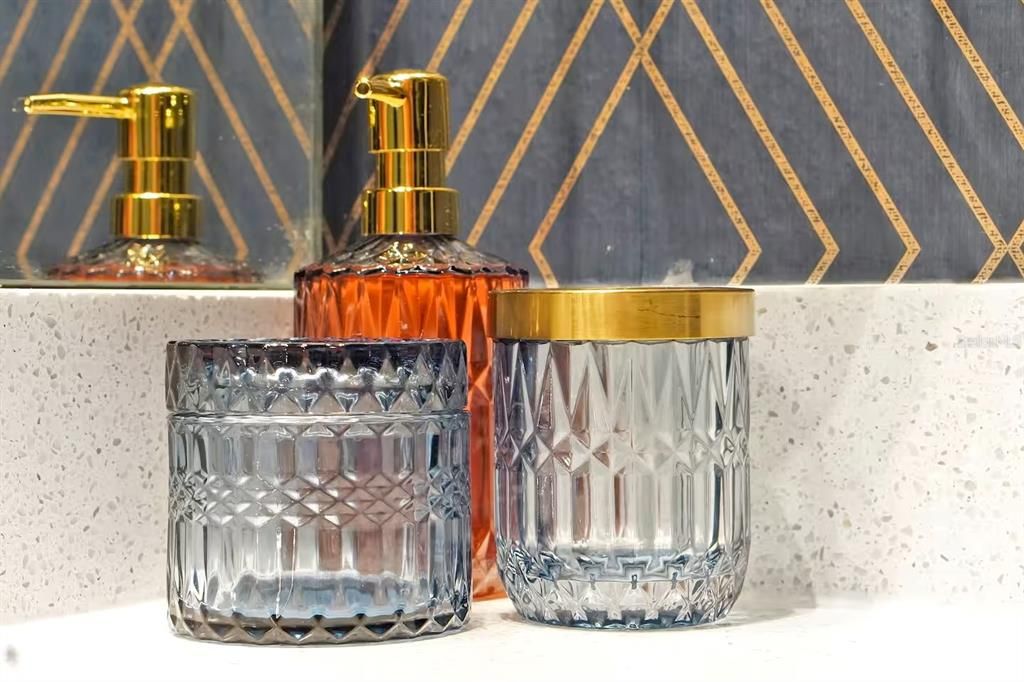 待售: $1,398,000 (12 贝兹, 11 浴室, 4954 平方英尺)