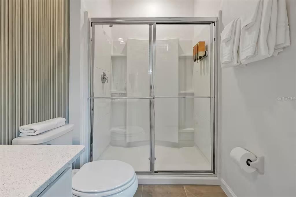 待售: $1,398,000 (12 贝兹, 11 浴室, 4954 平方英尺)