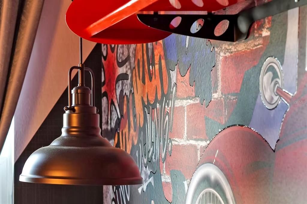 待售: $1,398,000 (12 贝兹, 11 浴室, 4954 平方英尺)