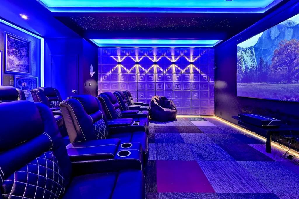 待售: $1,398,000 (12 贝兹, 11 浴室, 4954 平方英尺)