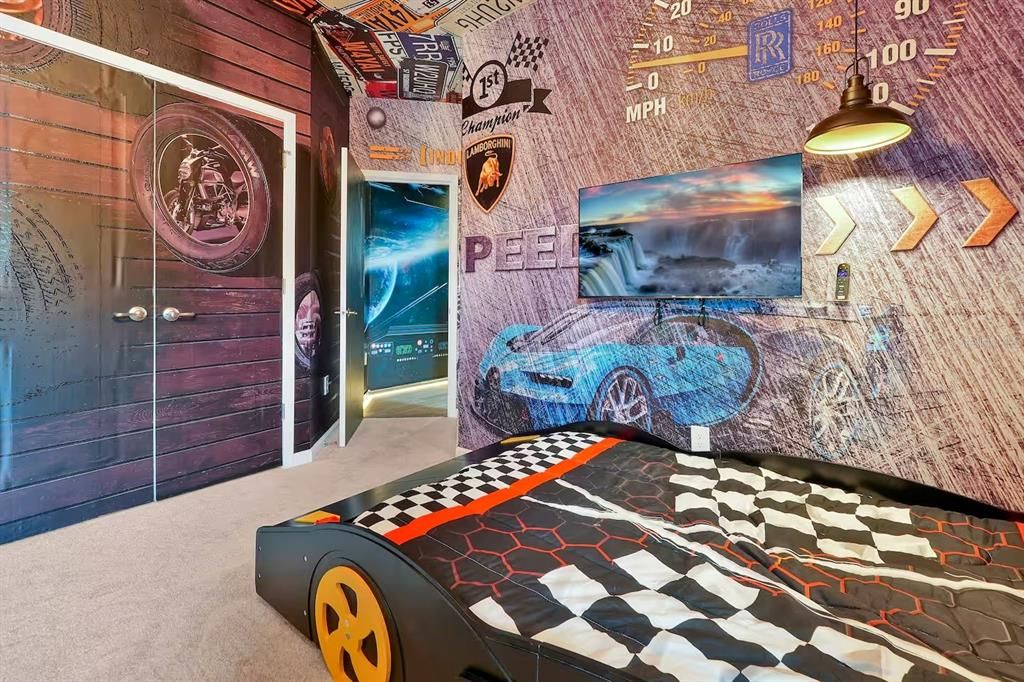 待售: $1,398,000 (12 贝兹, 11 浴室, 4954 平方英尺)