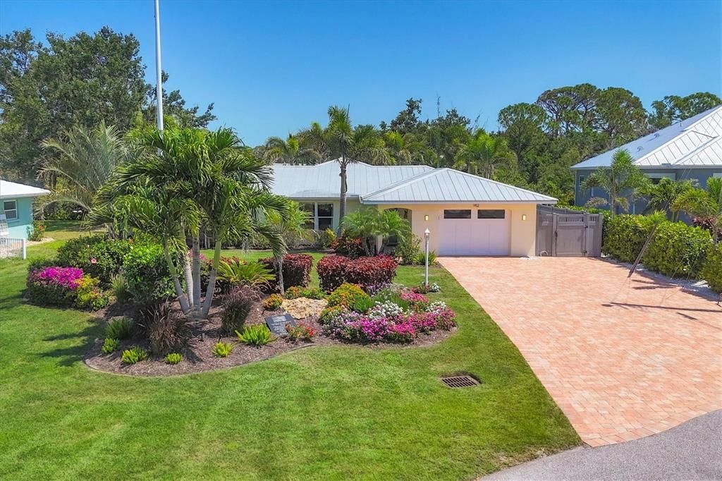 Vendido Recientemente: $625,000 (2 camas, 2 baños, 1439 Pies cuadrados)