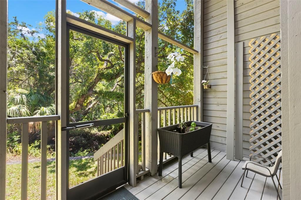 For Sale: $275,000 (2 beds, 2 baths, 1425 Square Feet)