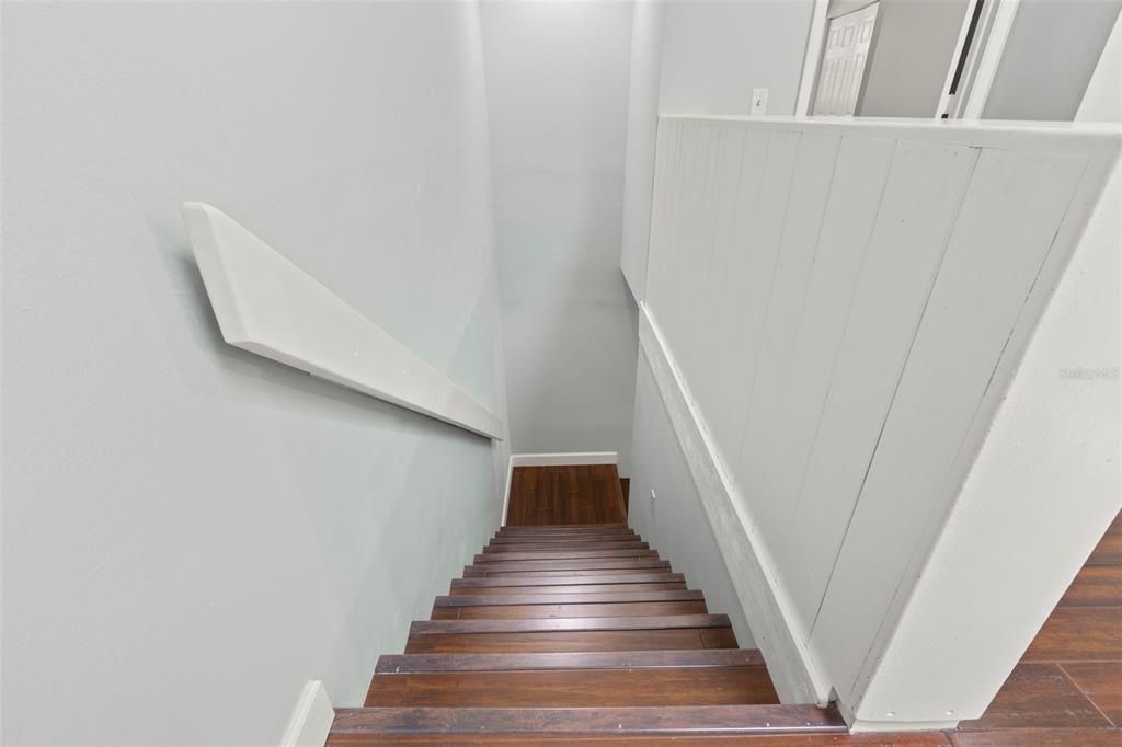 For Sale: $275,000 (2 beds, 2 baths, 1425 Square Feet)