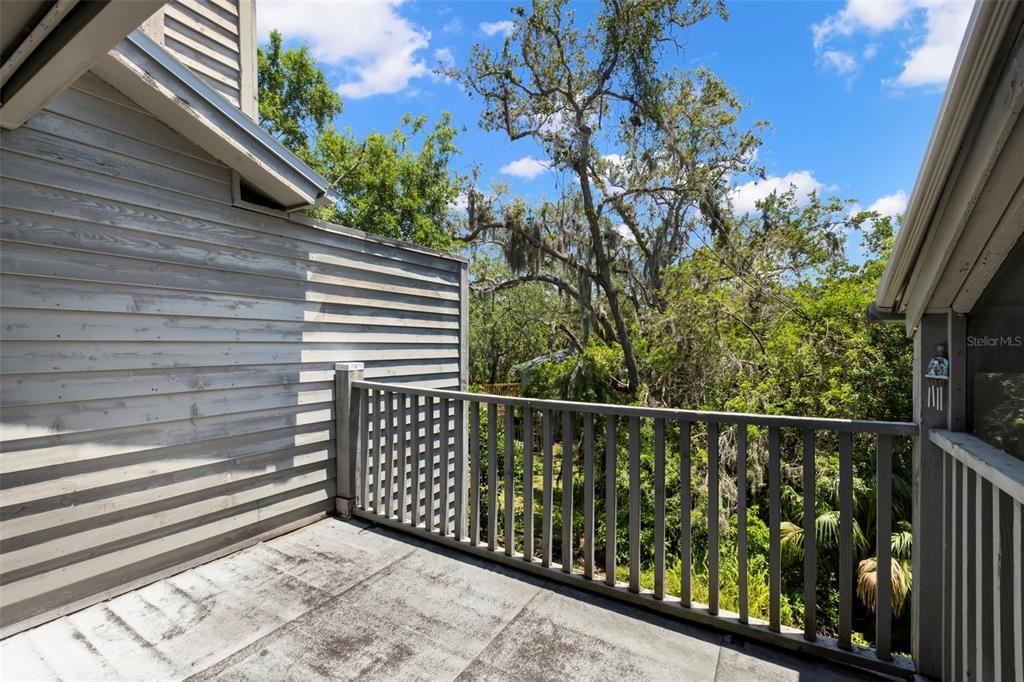 For Sale: $275,000 (2 beds, 2 baths, 1425 Square Feet)