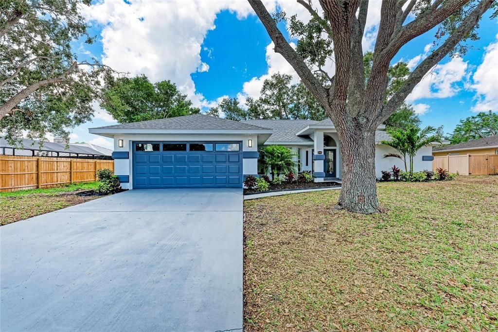 For Sale: $499,990 (3 beds, 2 baths, 2150 Square Feet)