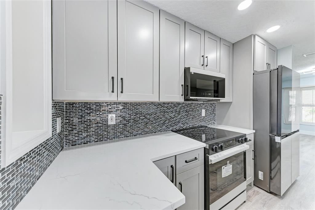 For Sale: $499,990 (3 beds, 2 baths, 2150 Square Feet)