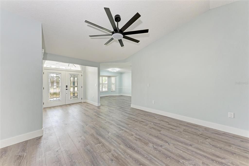 For Sale: $499,990 (3 beds, 2 baths, 2150 Square Feet)