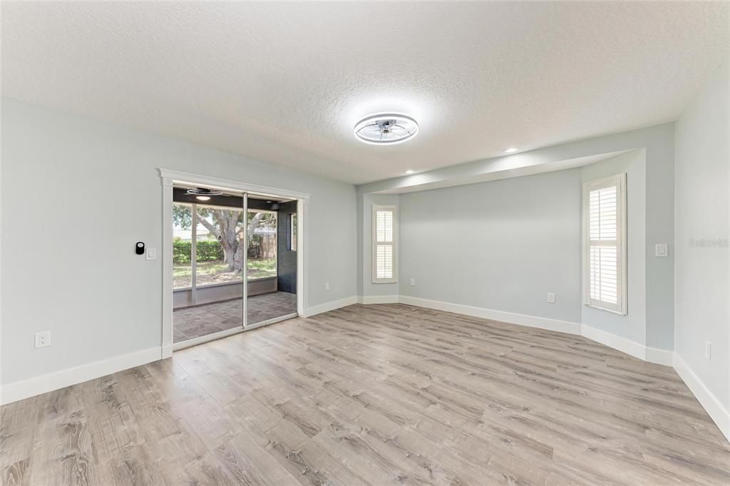 For Sale: $499,990 (3 beds, 2 baths, 2150 Square Feet)