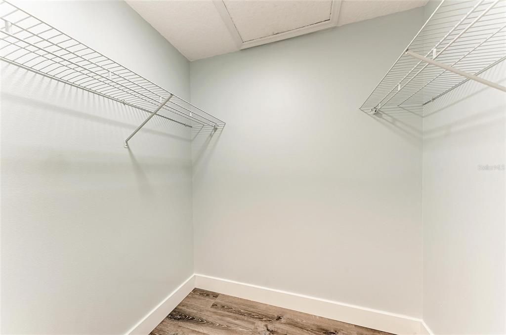 For Sale: $499,990 (3 beds, 2 baths, 2150 Square Feet)