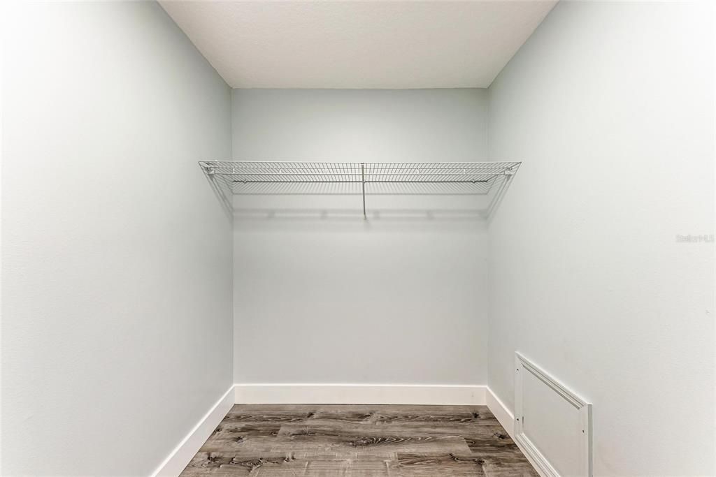 For Sale: $499,990 (3 beds, 2 baths, 2150 Square Feet)