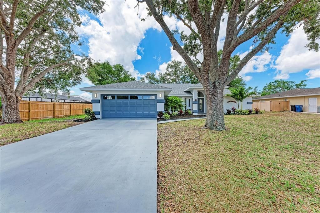 For Sale: $499,990 (3 beds, 2 baths, 2150 Square Feet)