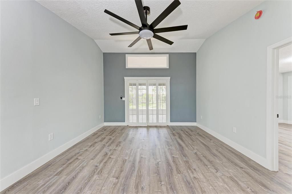 For Sale: $499,990 (3 beds, 2 baths, 2150 Square Feet)