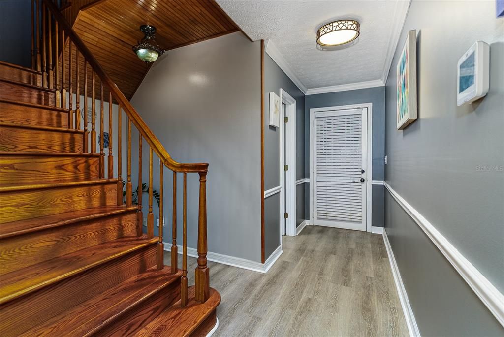 待售: $720,000 (5 贝兹, 4 浴室, 4479 平方英尺)