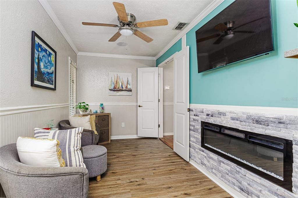 待售: $720,000 (5 贝兹, 4 浴室, 4479 平方英尺)