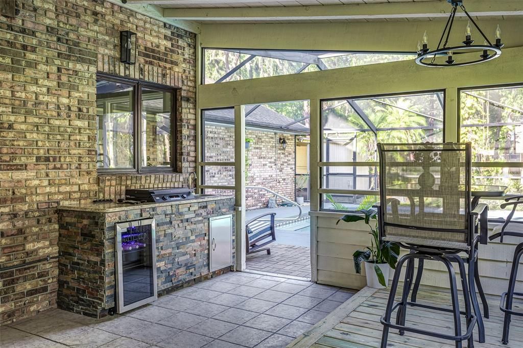 待售: $720,000 (5 贝兹, 4 浴室, 4479 平方英尺)