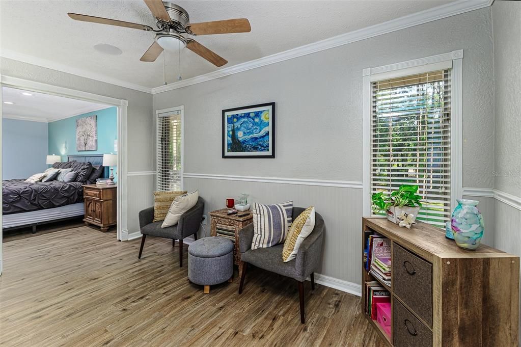 待售: $720,000 (5 贝兹, 4 浴室, 4479 平方英尺)