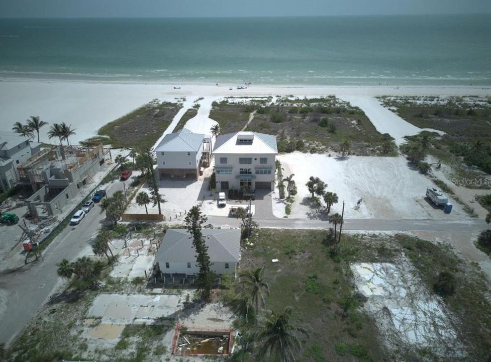 待售: $750,000 (0.13 acres)