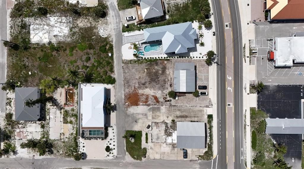 待售: $750,000 (0.13 acres)