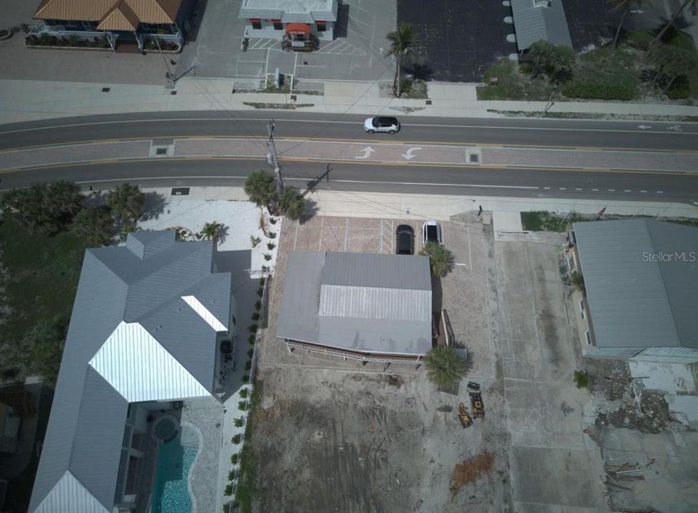 待售: $750,000 (0.13 acres)