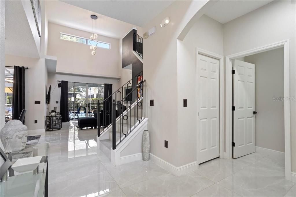 待售: $665,000 (6 贝兹, 4 浴室, 2743 平方英尺)