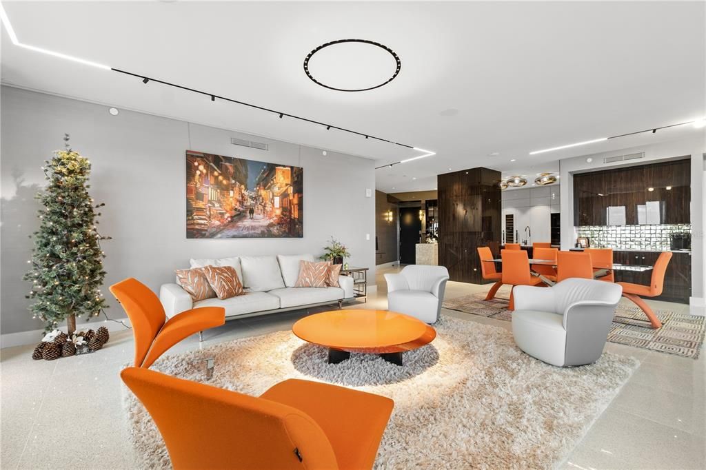 Active With Contract: $1,650,000 (2 beds, 2 baths, 2575 Square Feet)