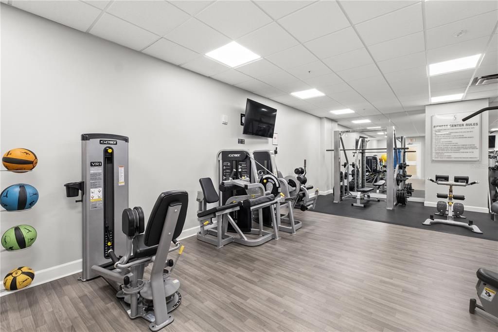 Active With Contract: $1,650,000 (2 beds, 2 baths, 2575 Square Feet)