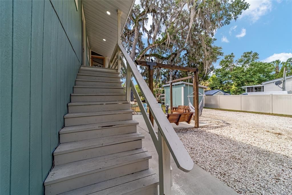 For Sale: $599,900 (4 beds, 2 baths, 1760 Square Feet)