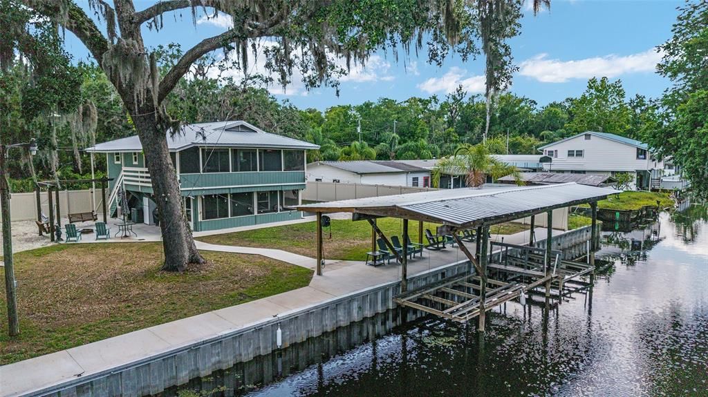 For Sale: $599,900 (4 beds, 2 baths, 1760 Square Feet)