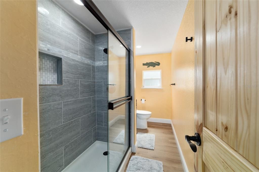 For Sale: $599,900 (4 beds, 2 baths, 1760 Square Feet)