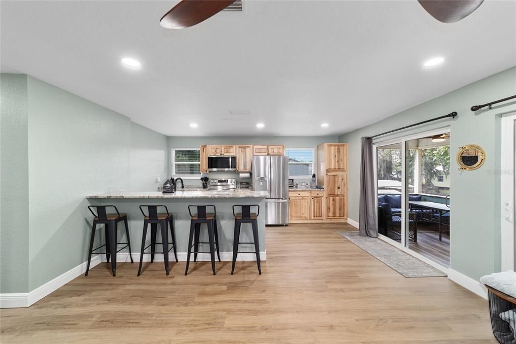 For Sale: $599,900 (4 beds, 2 baths, 1760 Square Feet)