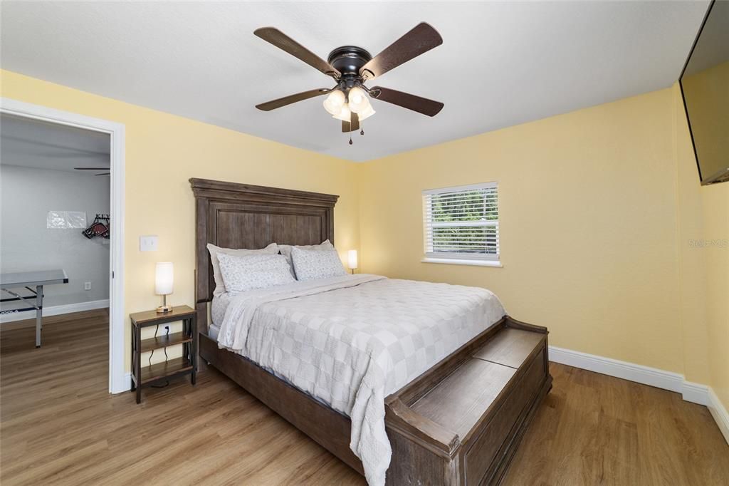 For Sale: $599,900 (4 beds, 2 baths, 1760 Square Feet)