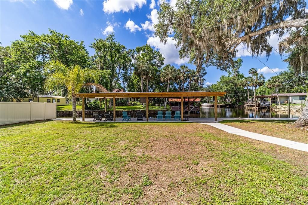 For Sale: $599,900 (4 beds, 2 baths, 1760 Square Feet)