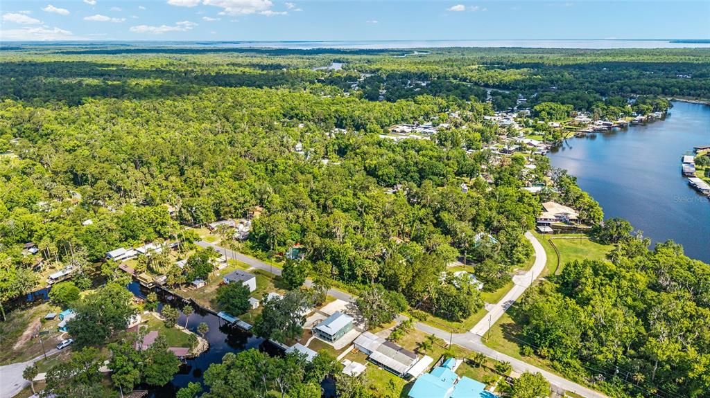 For Sale: $599,900 (4 beds, 2 baths, 1760 Square Feet)