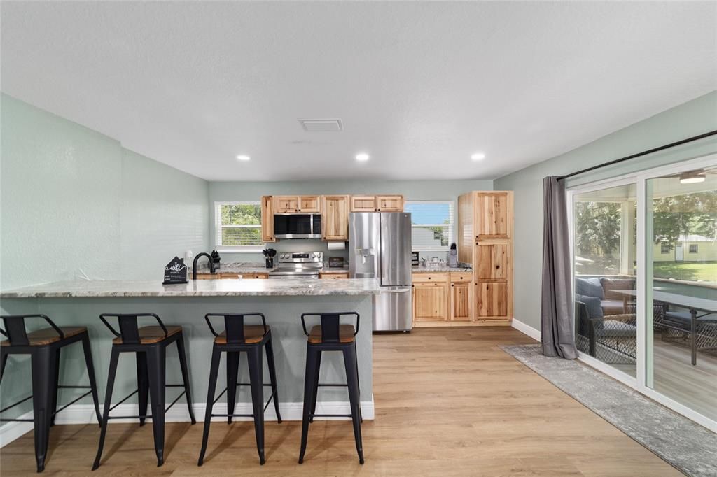 For Sale: $599,900 (4 beds, 2 baths, 1760 Square Feet)