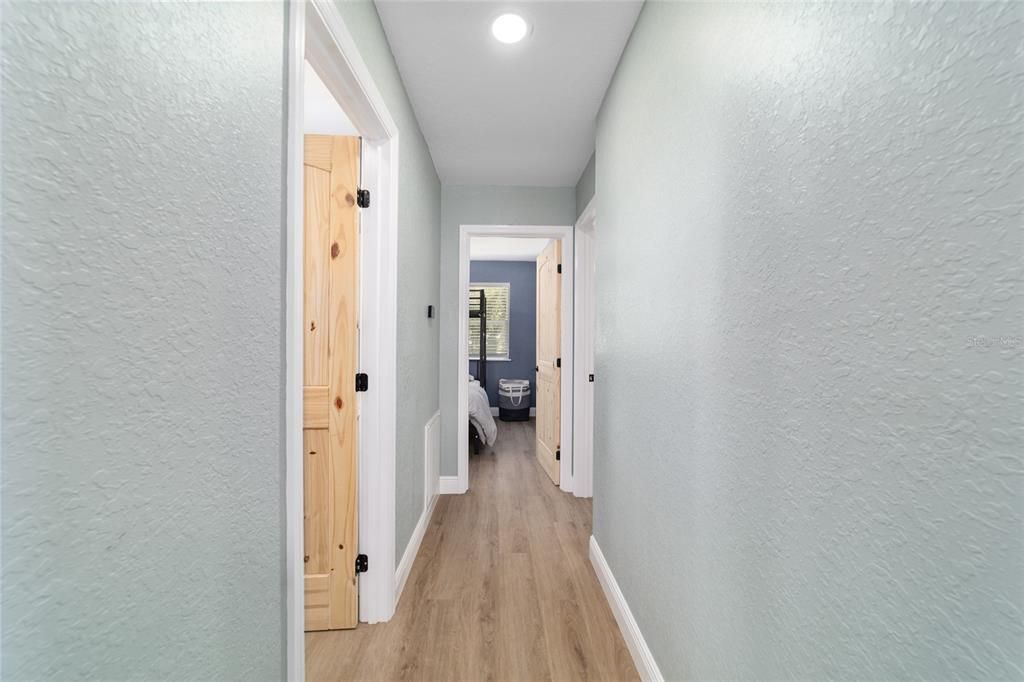 For Sale: $599,900 (4 beds, 2 baths, 1760 Square Feet)