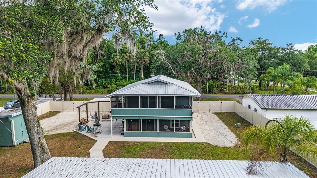 For Sale: $599,900 (4 beds, 2 baths, 1760 Square Feet)